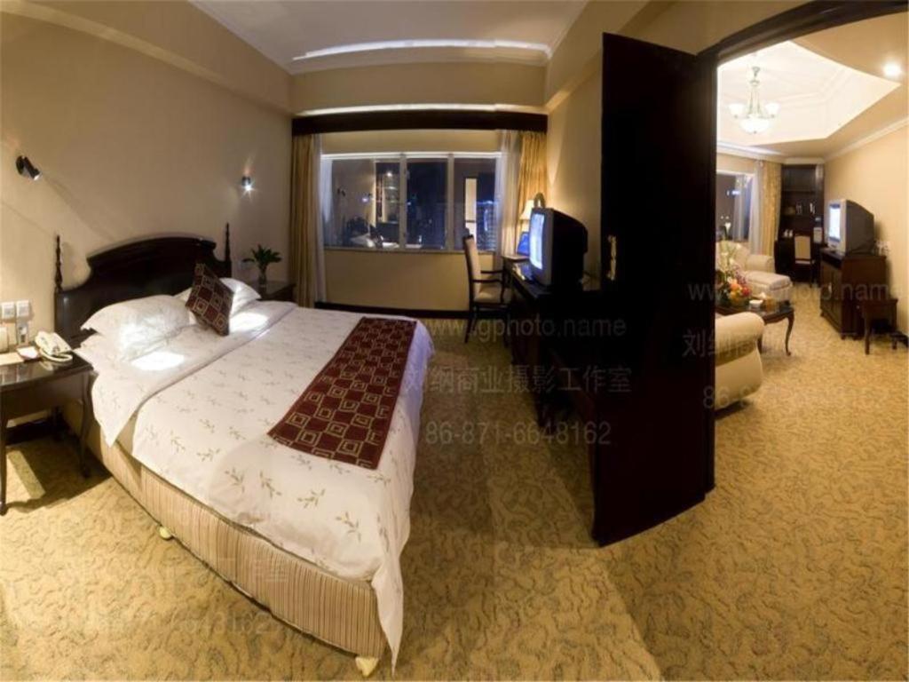 New Era Hotel Kchun-ming Exteriér fotografie